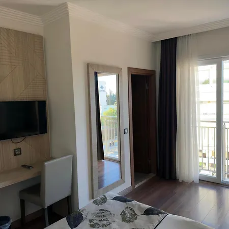 Hotel Mandalin *