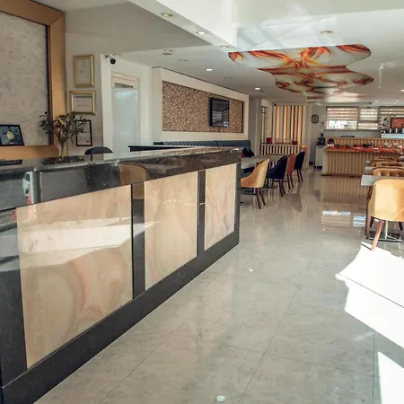 Mandalin Hotel