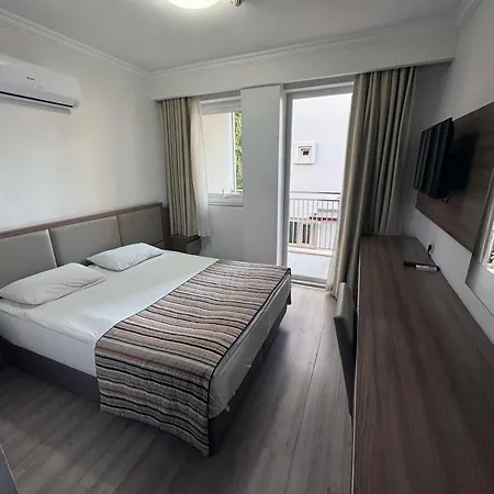 Hotel Mandalin